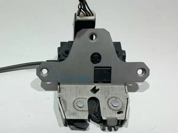 Broasca capota spate 31440240 Volvo V60 (2010-2015)