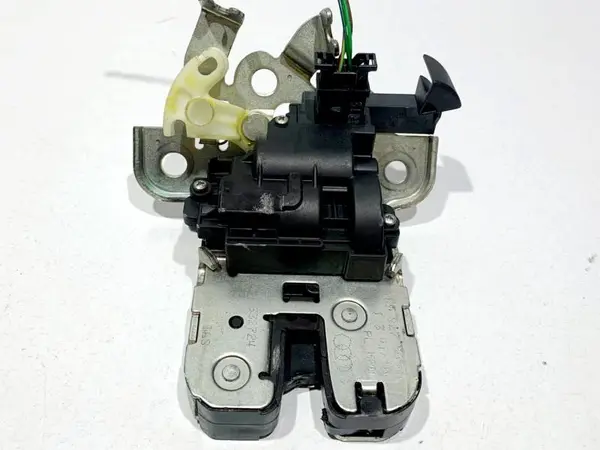 Broasca capota spate 8K9827505A Audi A4 (2007-2011) [8K2, B8]
