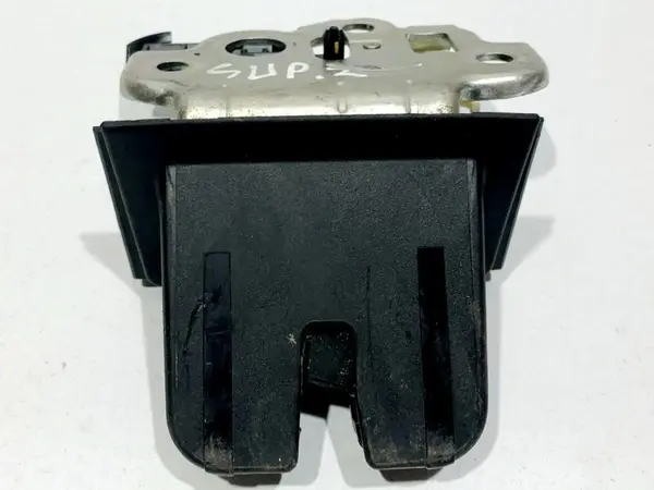 Broasca capota spate 8K9827505A Audi A5 (2007-2011) [8T3]