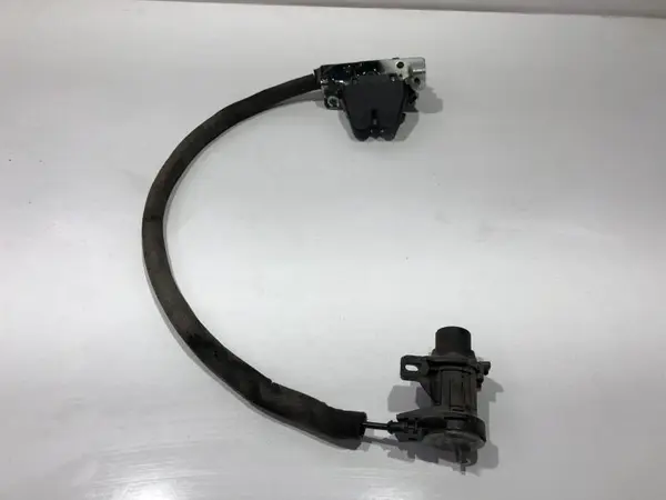 Broasca capota spate Mercedes E-Class (2009->) [W212]