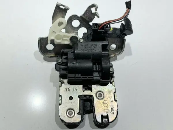 Broasca haion 5E0827505 Skoda Octavia 3 (2013-2017 )