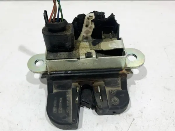 Broasca haion 6R0827505A Volkswagen Polo 5 (2009-2017)[6R]