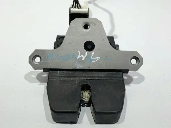 Broasca haion 8M51-R442A66-EA Ford Focus 2 facelift (2008-2010)