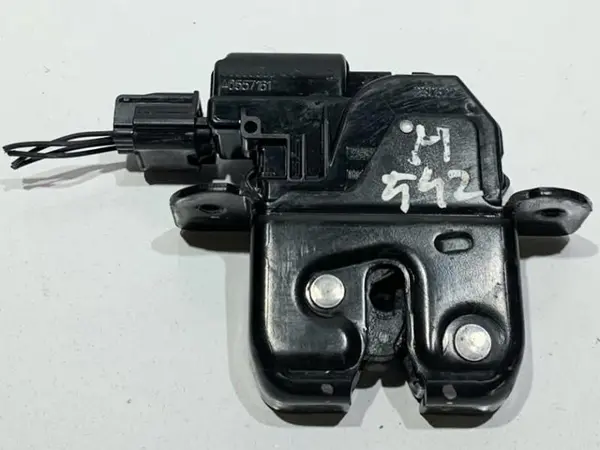 Broasca portbagaj 905039004R Renault Megane 4 facelift (2020-2024)