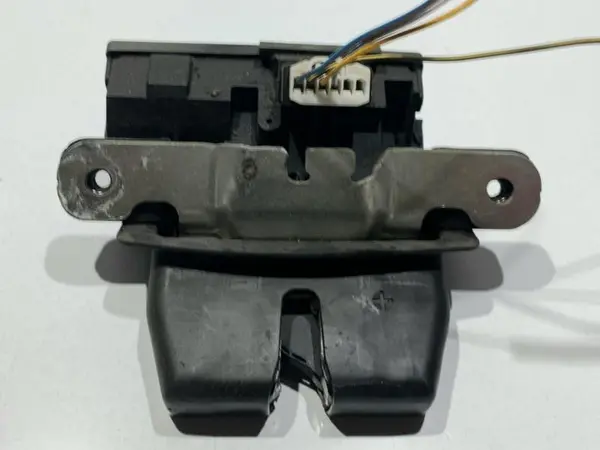 Broasca portbagaj Ford Fiesta 6 (2008-2012) [MK7]
