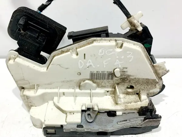 Broasca usa dreapta fata 5E1837016A Volkswagen Passat B8 (2014-2019)