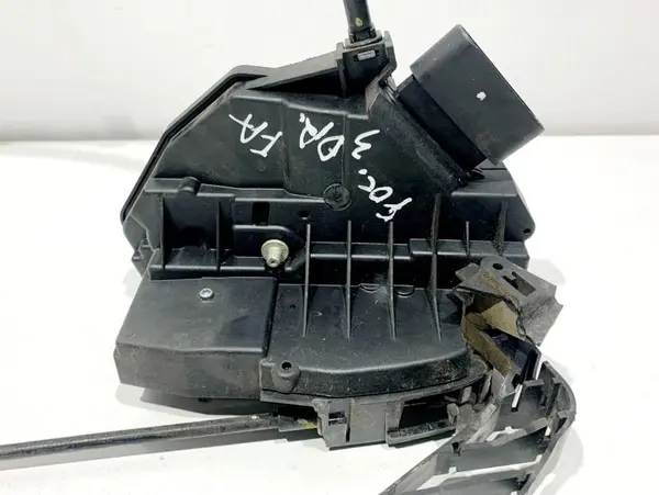 Broasca usa dreapta fata BM5A-A21812-DD Ford Focus 3 (2011-2015)