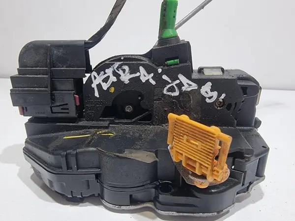 Broasca usa dreapta spate 13579556 Opel Zafira C (2011->)