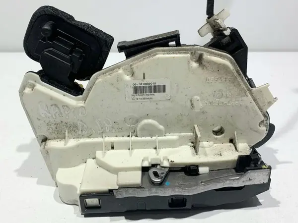 Broasca usa dreapta spate 5E0839016 Skoda Rapid (2012-2017)