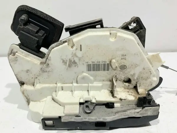 Broasca usa dreapta spate 5K4839016Q Seat Leon 3 (2012-2016)