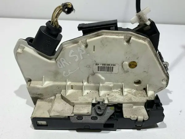 Broasca usa dreapta spate 5N0839016A Volkswagen Tiguan (2007-2011)