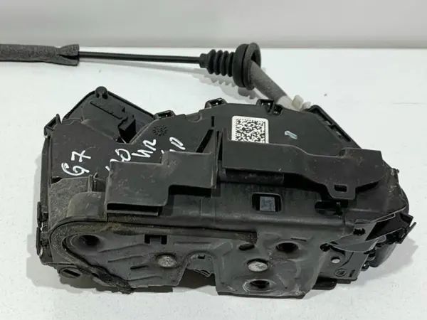 Broasca usa dreapta spate 5NA839016C Volkswagen Tiguan 2 (2016-2020)