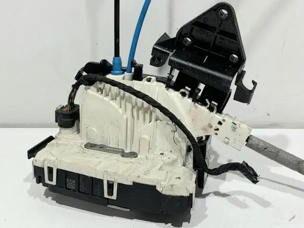Broasca usa dreapta spate A2047331808 Mercedes C-Class (2007-2010) [W204]