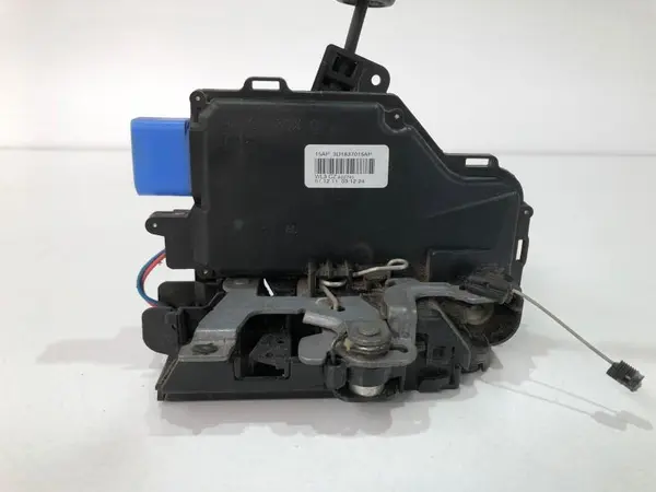 Broasca usa stanga fata 3d1837015ap Volkswagen Golf 5 (2004-2009)