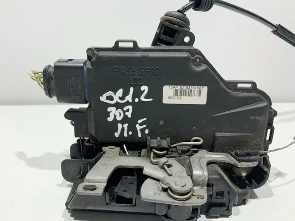 Broasca usa stanga fata 3D1837015AP Volkswagen Touran facelift (2006-2010)