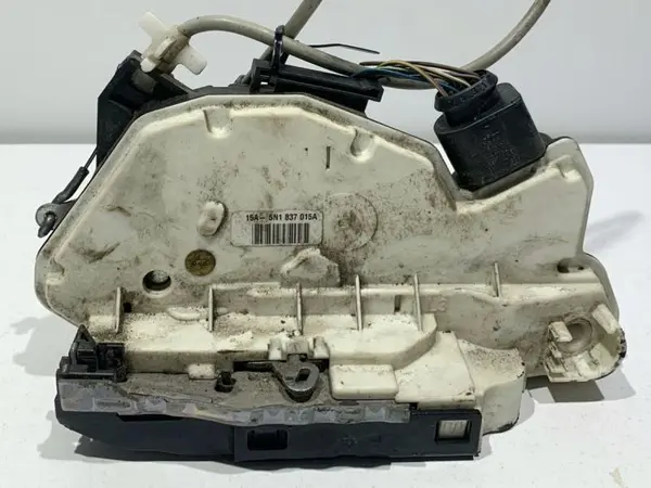 Broasca usa stanga fata 5N1837015A Seat Ibiza 4 (2008-2012) [6J]