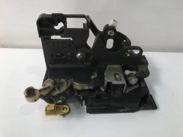 Broasca usa stanga fata 805038956r6 Dacia Sandero 2 (2012-2017)