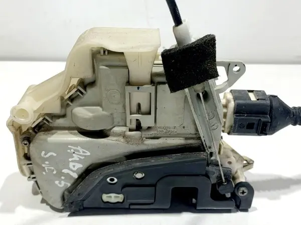 Broasca usa stanga fata 8J1837015C Audi A7 (2010-2018) [4g]