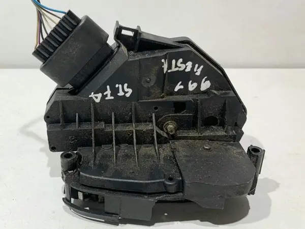 Broasca usa stanga fata AM5A-U21813-AE Ford C-Max 2 (2010-2019)