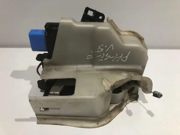 Broasca usa stanga fata Volkswagen Phaeton (2002-2010)