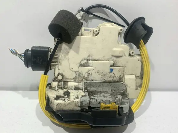 Broasca usa stanga spate 4F0839015A Audi A6 (2004-2011) [4F2, C6]
