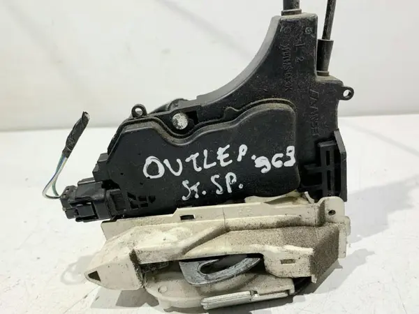 Broasca usa stanga spate Mitsubishi Outlander 2 (2006-2012)