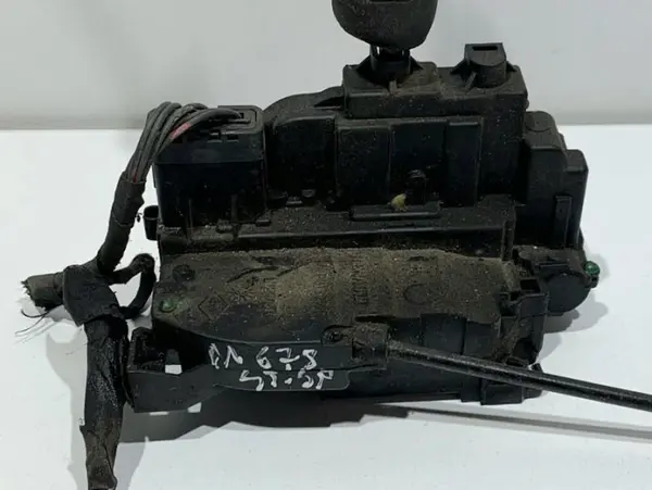 Broasca usa stanga spate Renault Megane 3 (2008-2012)