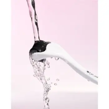 Brushworks Progression Micro Needle Derma Roller aplicator cu micro-ace faciale