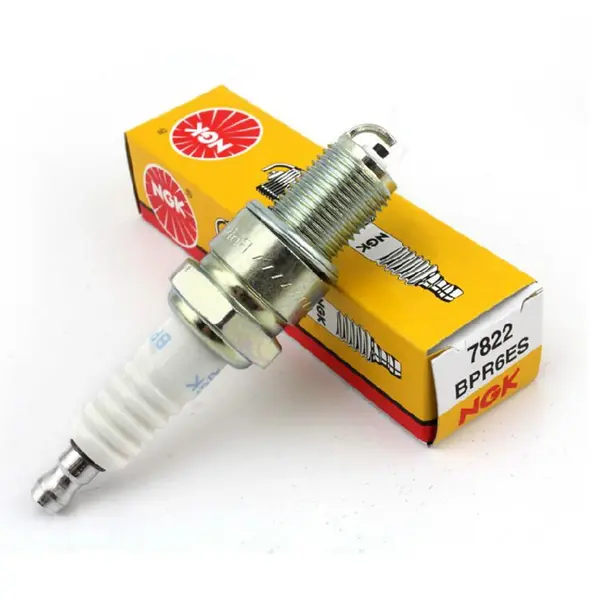 Bujie NGK pentru Motoare in 4 Timpi, Motosapa, Generator BPR6ES