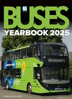 Buses Yearbook 2025, Hardback/***