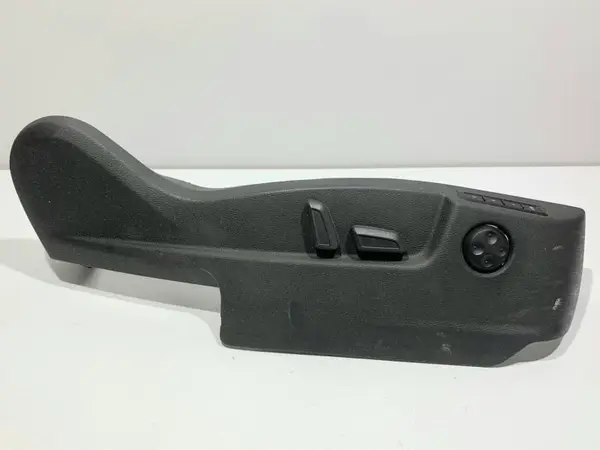 Butoane reglaj scaun dreapta 3T0881318H Skoda Superb 2 (2008-2013)