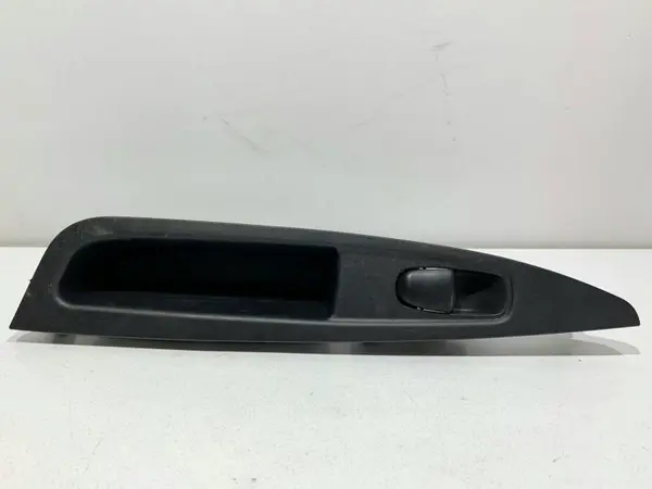 Buton comanda geam electric dreapta spate 82960-4EA0AX Nissan Qashqai 2 (2013-2016) [J11]