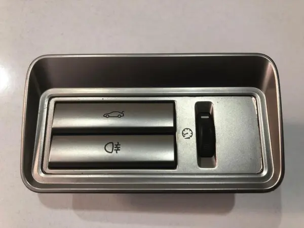 Buton deschidere portbagaj / ceata 8x23-11654-ab Jaguar XF (2008-2015) [X250]