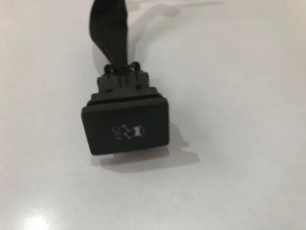 Buton esp / control tractiune Toyota Corolla (2012-2018)