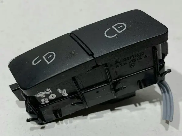 Buton inchidere centralizata A2048706410 Mercedes C-class facelift (2011-2015) [w204]