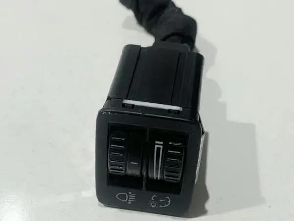 Buton reglaj faruri Volkswagen Passat B7 (2010-2014)