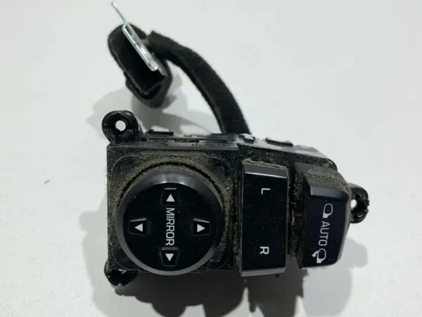 Buton reglaj oglinzi 93573-D3000 Hyundai Tucson 3 (2015-2018)