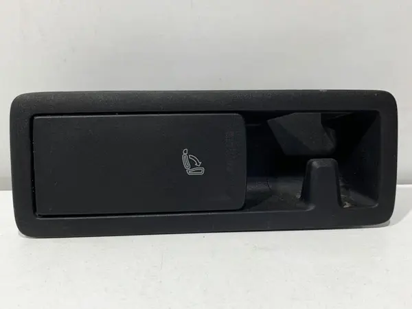 Buton reglaj scaun stanga 5G0885671 Volkswagen Golf 7 (2012-2017)