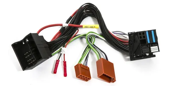 CABLURI PLUG&PLAY CONNECTION ISO T-H BMW01