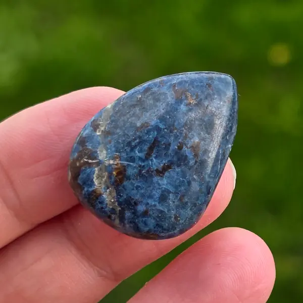 Cabochon dumortierit m6
