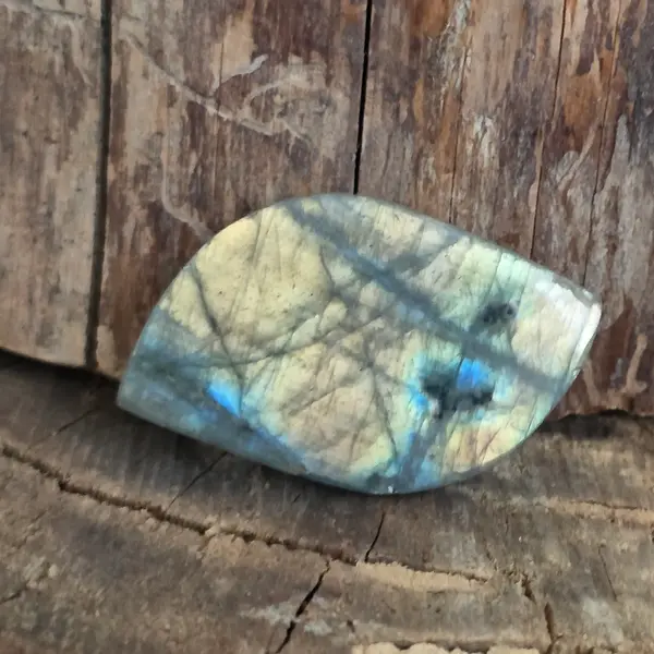 Cabochon labradorit rulat | Model 4