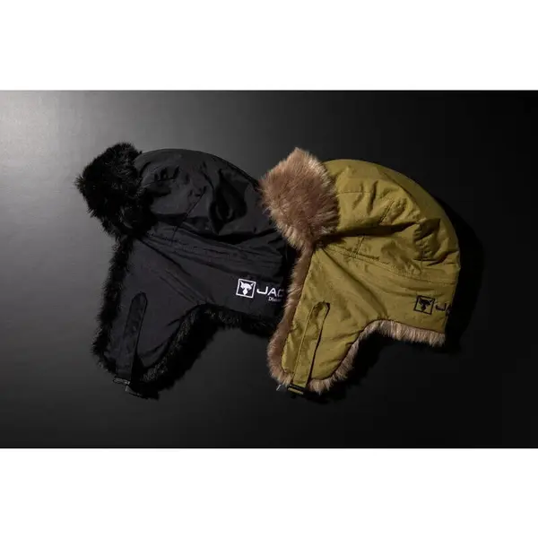 Caciula Blana Sintetica Flight Black