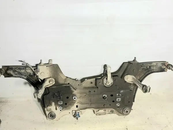 Cadru motor Renault Laguna 3 facelift (2010-2013) 1.5 dci; 2.0 dci K9K 846; M9R (802)