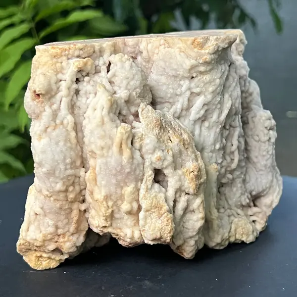 Calcit cave cu formă botroidală – specimen, model 1