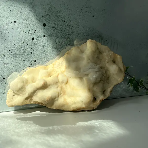 Calcit cave cu formă botroidală – specimen, model 3