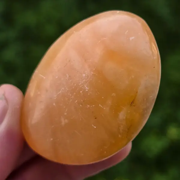 Calcit portocaliu palmstone model 3 (din Madagascar)