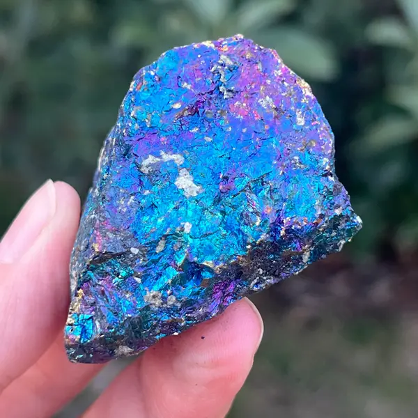 Calcopirita iridescentă din Mexic model 6