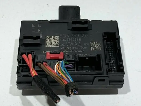 Calculator confort stanga fata 5Q4959393E Skoda Octavia 3 facelift (2017-2019)