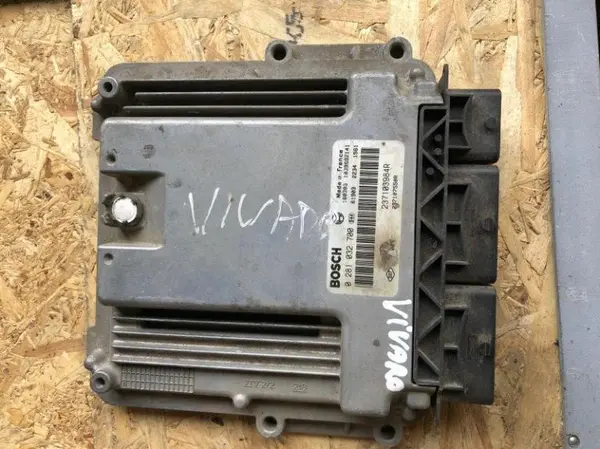 Calculator ecu 0281032700 Opel Vivaro (2006->) 1.6d