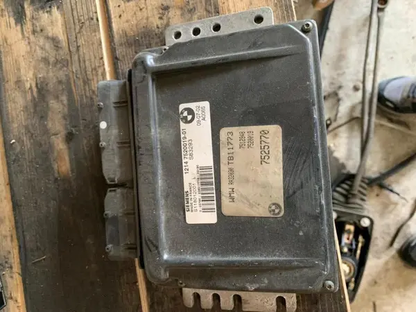 Calculator ecu 7520019-01 MINI Cooper S (2001-2006) 1.6 benzina